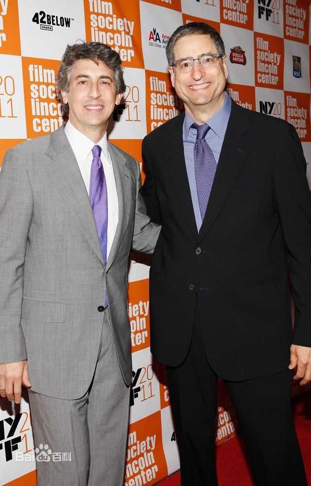 亚历山大·佩恩(Alexander Payne)个人出席活动照前后照片