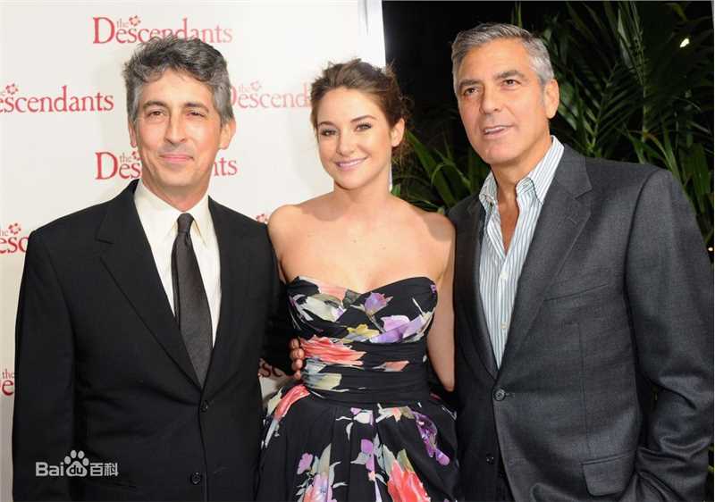 亚历山大·佩恩(Alexander Payne)个人出席活动照前后照片