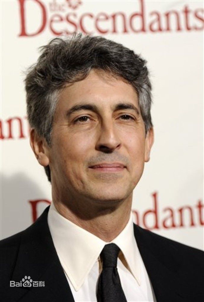 亚历山大·佩恩(Alexander Payne)个人出席活动照前后照片