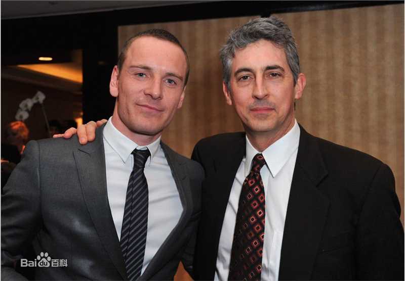 亚历山大·佩恩(Alexander Payne)个人出席活动照前后照片