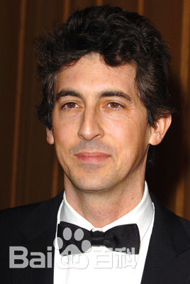 亚历山大·佩恩(Alexander Payne)个人出席活动照前后照片