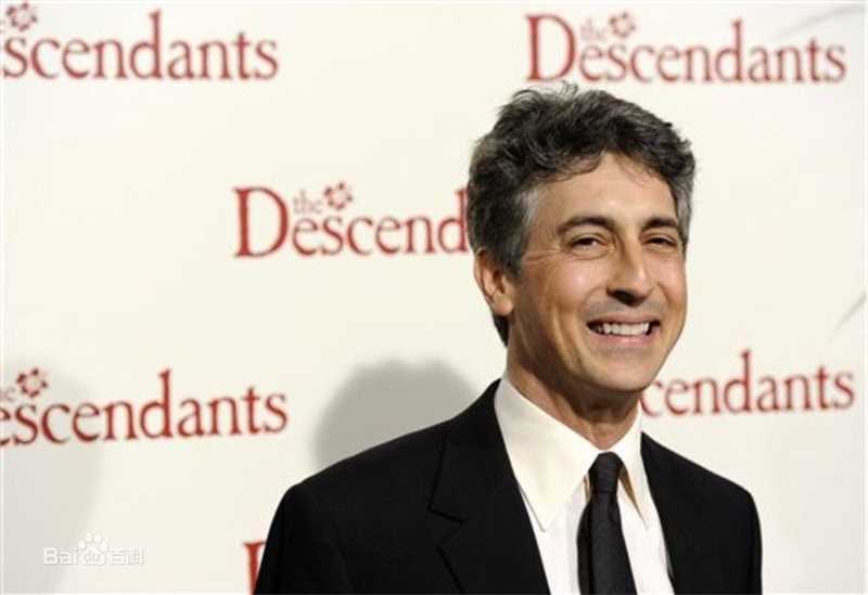 亚历山大·佩恩(Alexander Payne)个人出席活动照前后照片