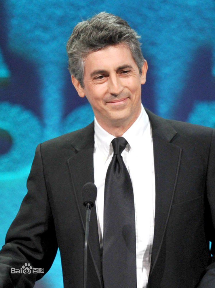 亚历山大·佩恩(Alexander Payne)个人出席活动照前后照片