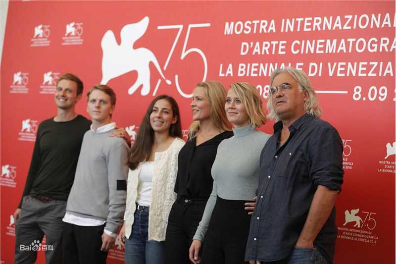 保罗·格林格拉斯(Paul Greengrass)个人出席颁奖典礼前后照片