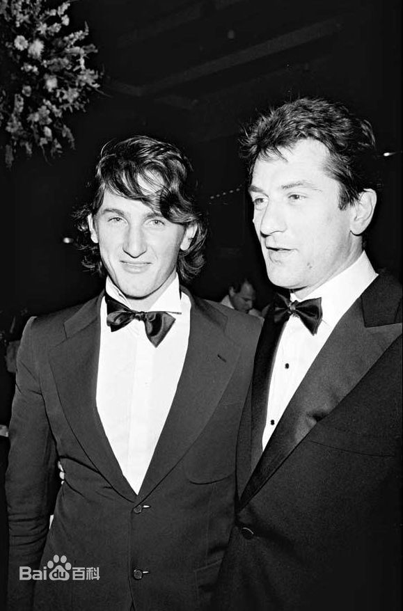 最新罗伯特·德尼罗(Robert De Niro/Robert Mario De Niro Jr.)精彩图册