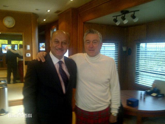 最新罗伯特·德尼罗(Robert De Niro/Robert Mario De Niro Jr.)精彩图册