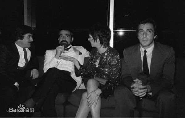 最新罗伯特·德尼罗(Robert De Niro/Robert Mario De Niro Jr.)精彩图册