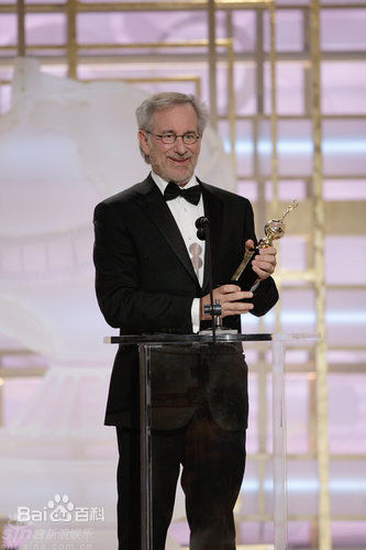 史蒂文·斯皮尔伯格(Steven Allan Spielberg)斯皮尔伯格手握终身成就奖奖杯发表感言性感图片图集
