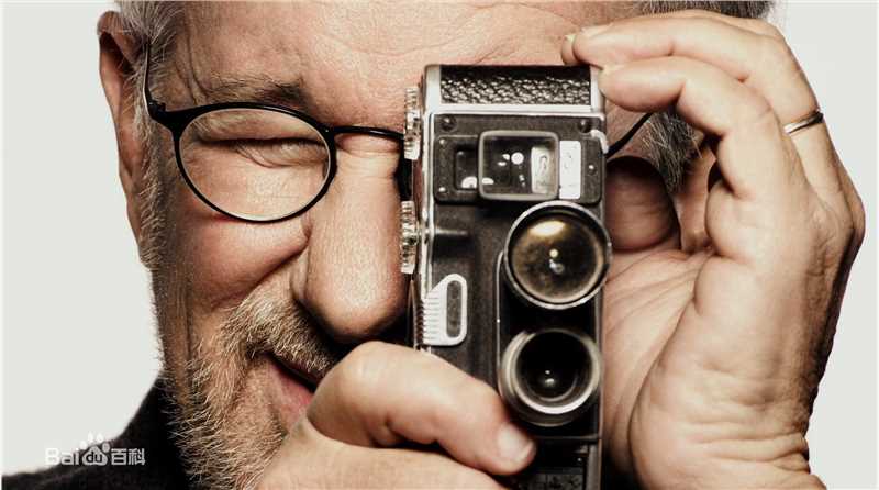 史蒂文·斯皮尔伯格(Steven Allan Spielberg)前后照片
