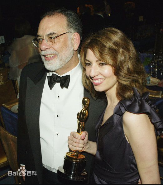 弗朗西斯·福特·科波拉(Francis Ford Coppola)与家人壁纸壁纸