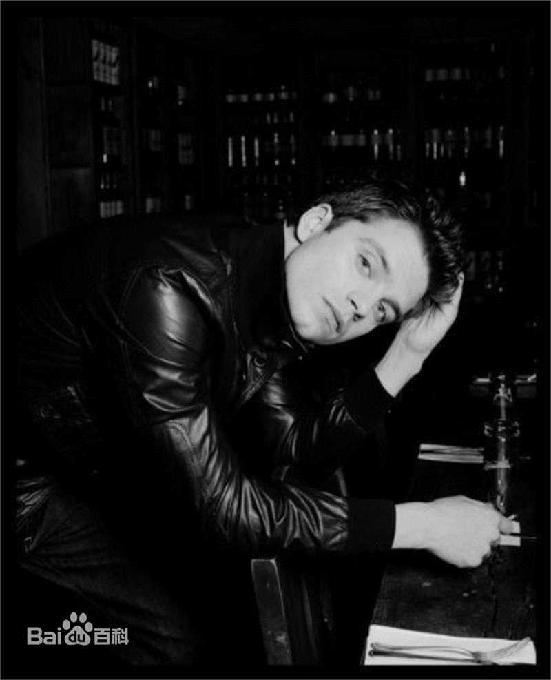 精选塞巴斯蒂安·斯坦(Sebastian Stan)