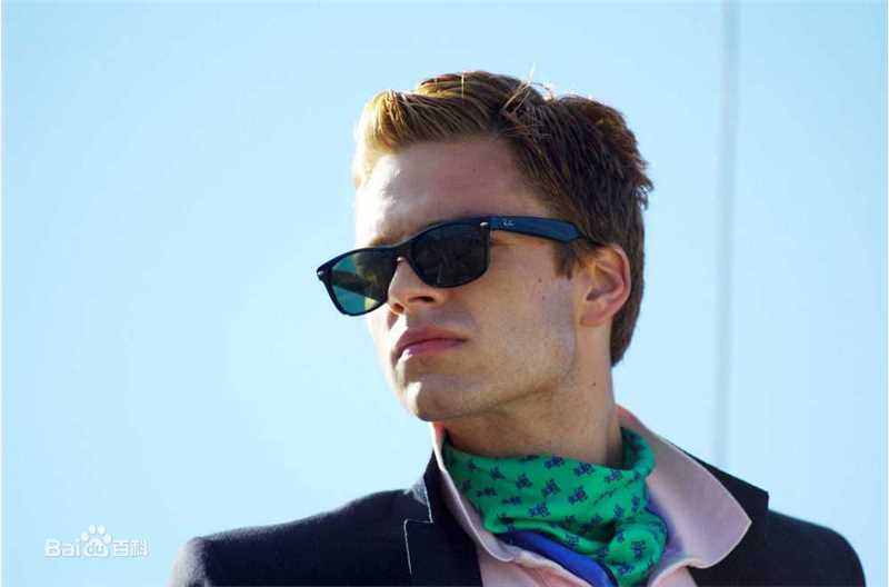 精选塞巴斯蒂安·斯坦(Sebastian Stan)