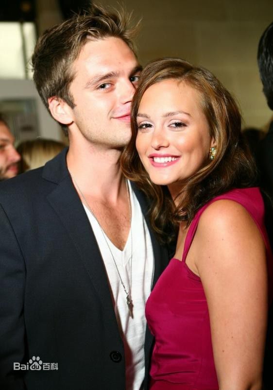 塞巴斯蒂安·斯坦(Sebastian Stan)生活照图册