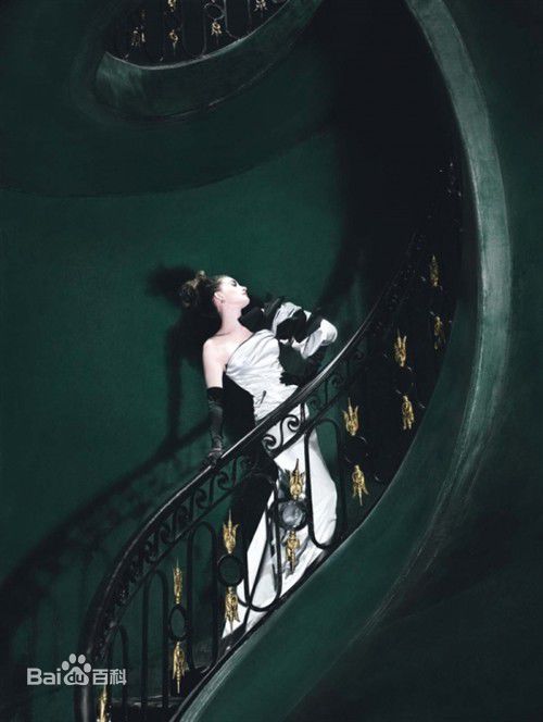 最全安妮·海瑟薇(Anne Hathaway)精彩图册