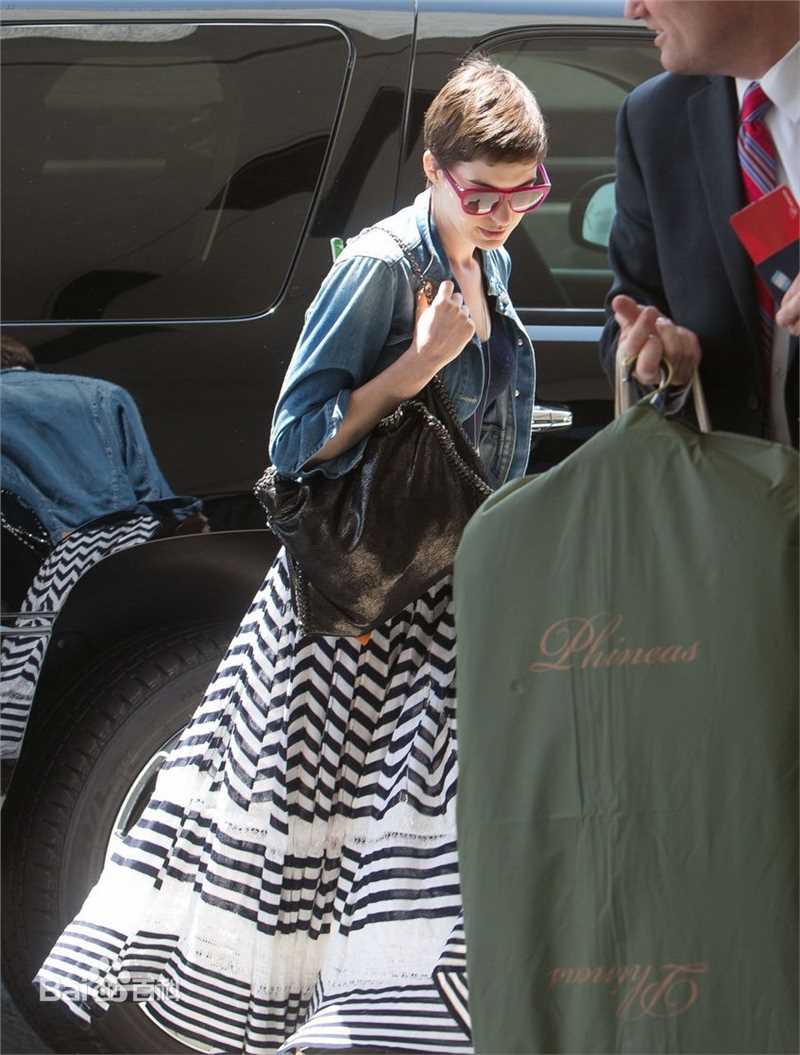 最全安妮·海瑟薇(Anne Hathaway)精彩图册