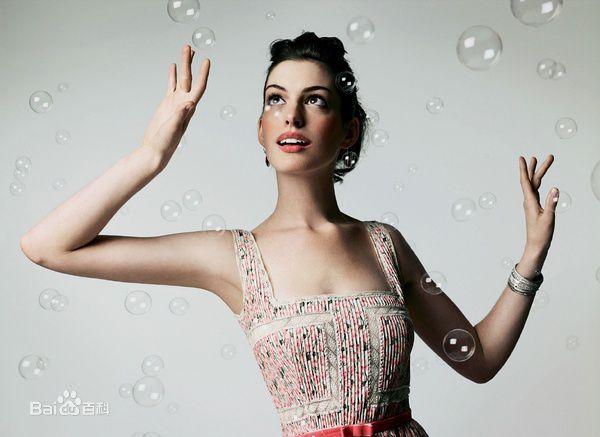 最全安妮·海瑟薇(Anne Hathaway)精彩图册