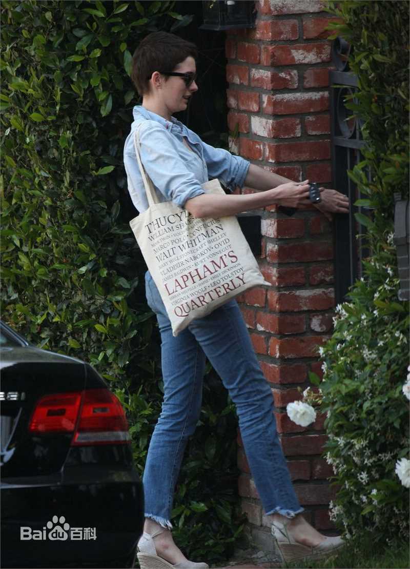 最全安妮·海瑟薇(Anne Hathaway)精彩图册