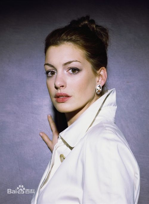 精选安妮·海瑟薇(Anne Hathaway)精彩图册