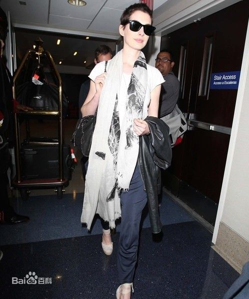 精选安妮·海瑟薇(Anne Hathaway)精彩图册