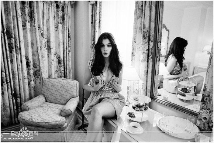 最新安妮·海瑟薇(Anne Hathaway)精彩图册