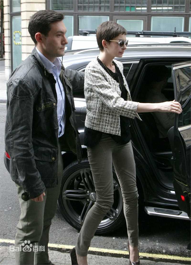 最新安妮·海瑟薇(Anne Hathaway)精彩图册