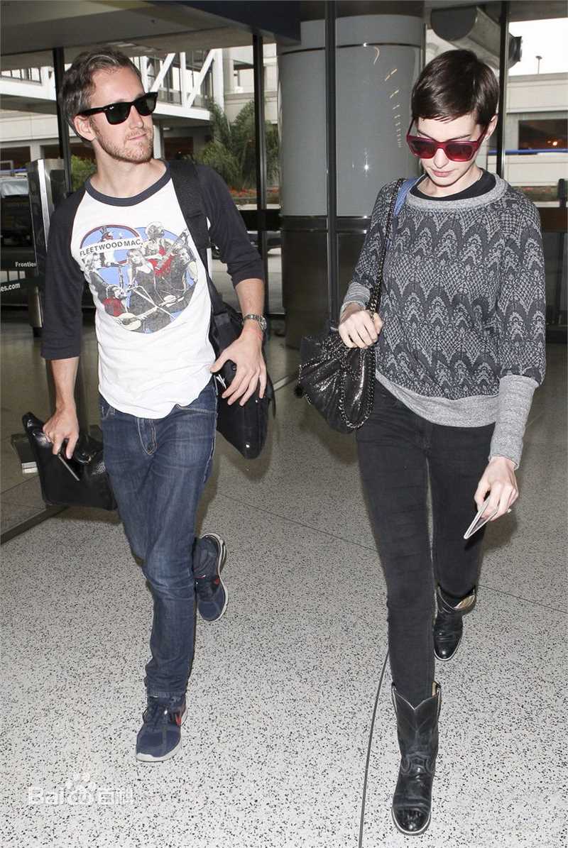 最新安妮·海瑟薇(Anne Hathaway)精彩图册