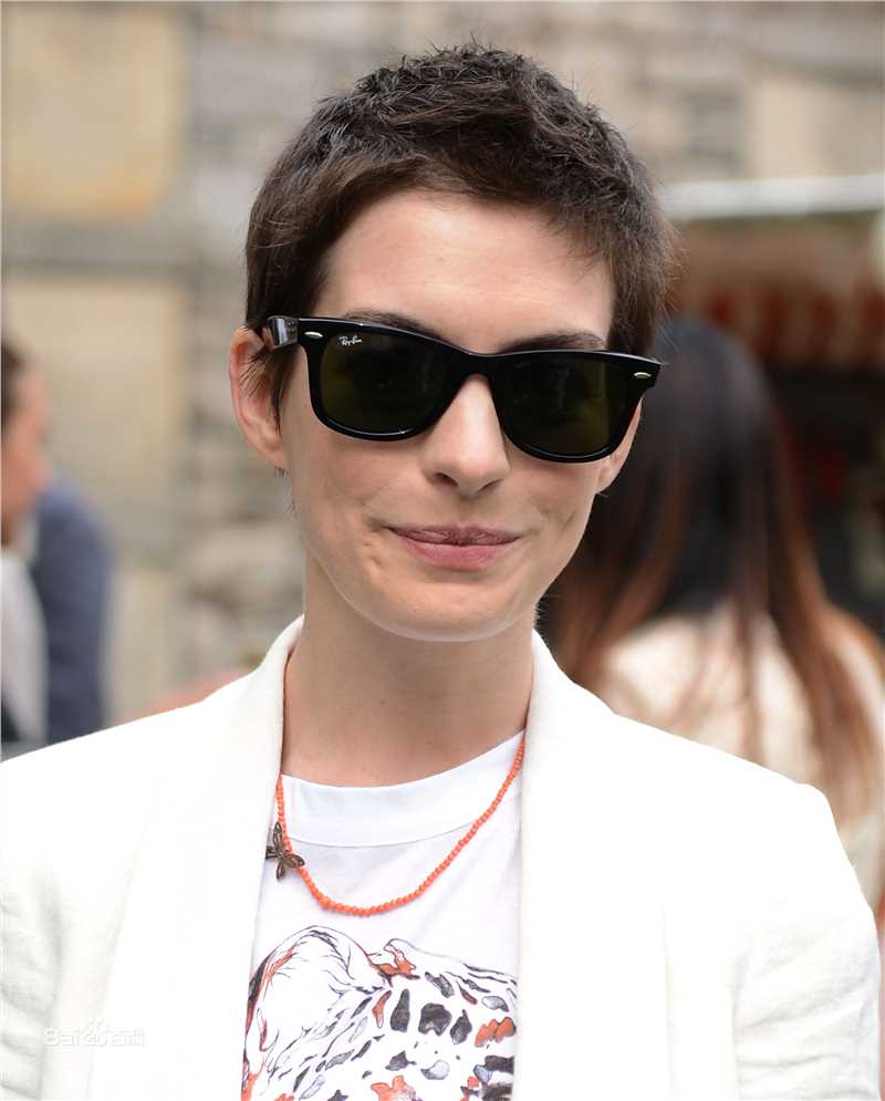 最全安妮·海瑟薇(Anne Hathaway)精彩图册
