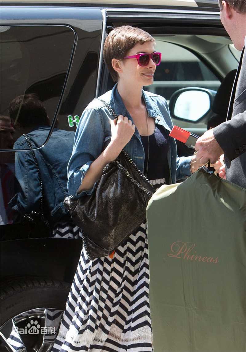 最全安妮·海瑟薇(Anne Hathaway)精彩图册