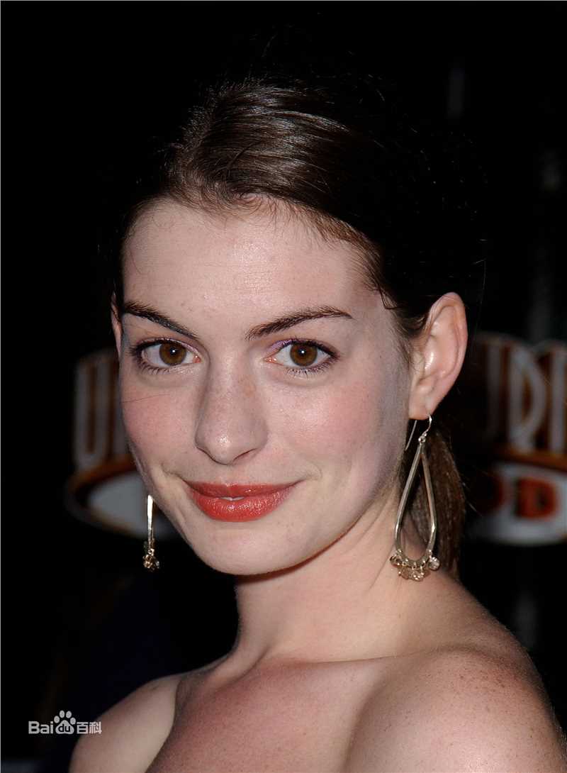 精选安妮·海瑟薇(Anne Hathaway)精彩图册