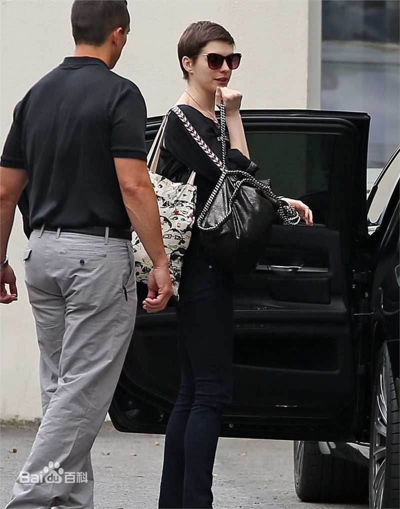 精选安妮·海瑟薇(Anne Hathaway)精彩图册