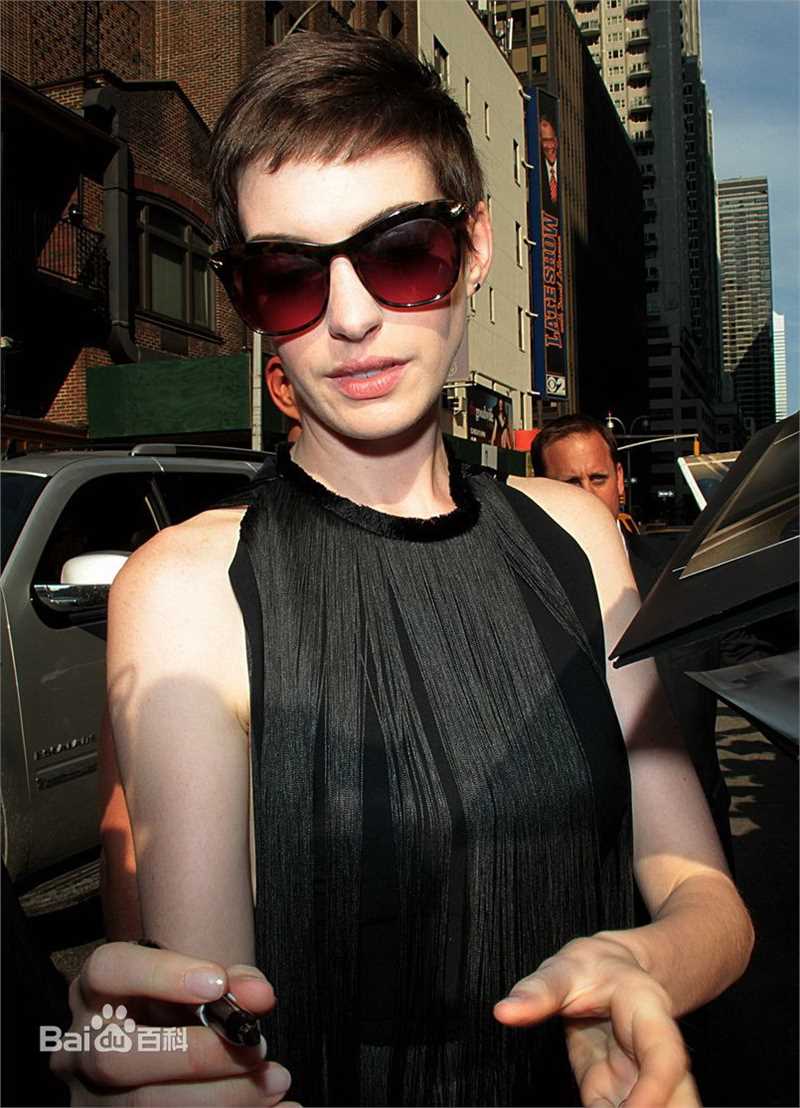 精选安妮·海瑟薇(Anne Hathaway)精彩图册
