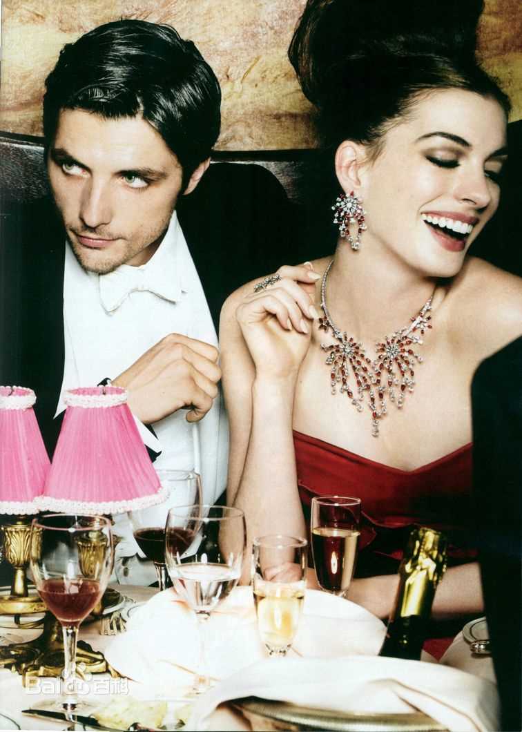 精选安妮·海瑟薇(Anne Hathaway)精彩图册