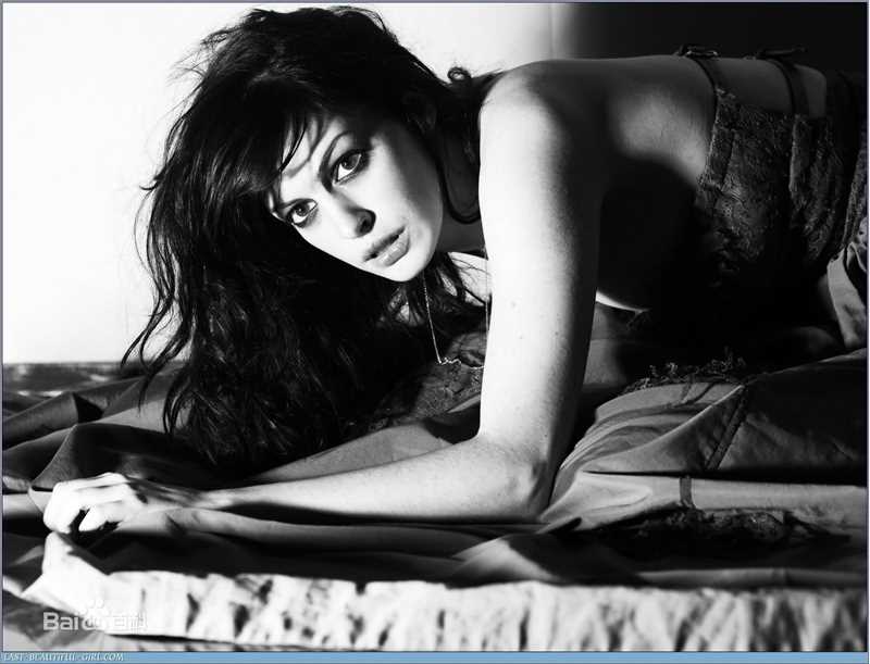 最新安妮·海瑟薇(Anne Hathaway)精彩图册