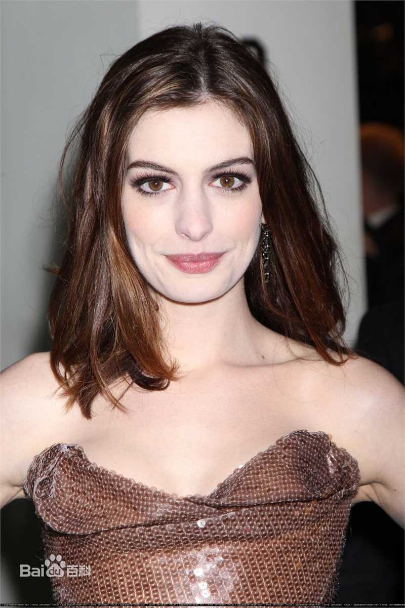 最新安妮·海瑟薇(Anne Hathaway)精彩图册