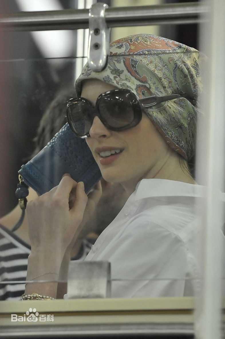 最新安妮·海瑟薇(Anne Hathaway)精彩图册