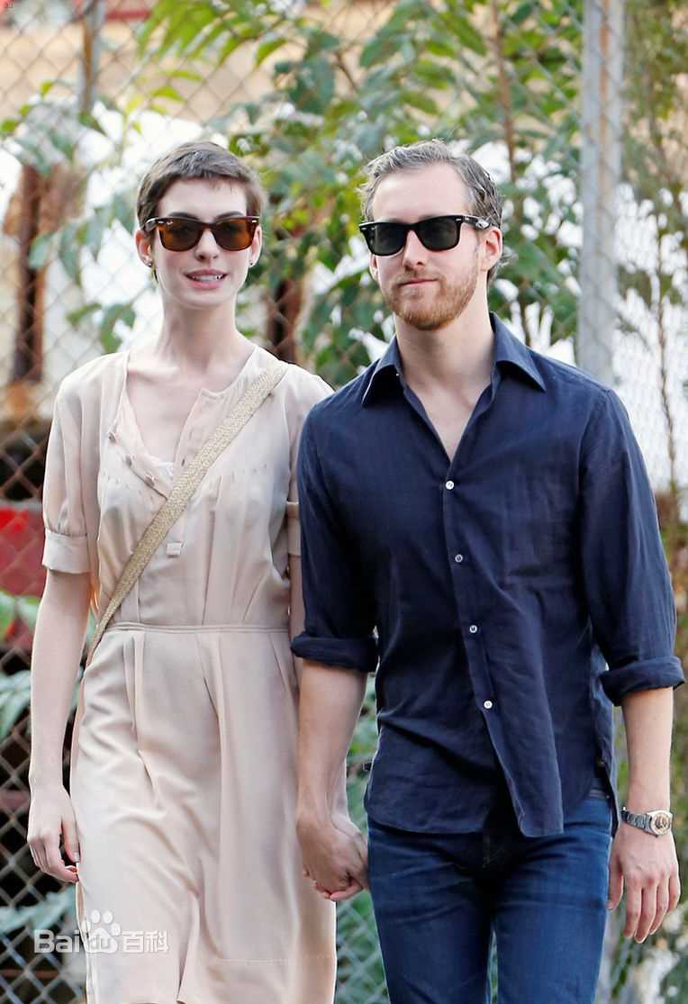 最新安妮·海瑟薇(Anne Hathaway)精彩图册