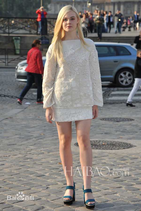 艾丽·范宁(Elle Fanning)综合图集性感图片壁纸