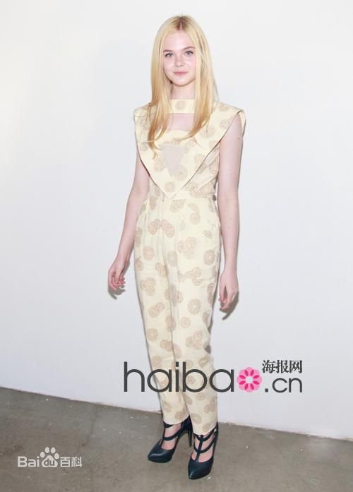 艾丽·范宁(Elle Fanning)综合图集性感图片壁纸