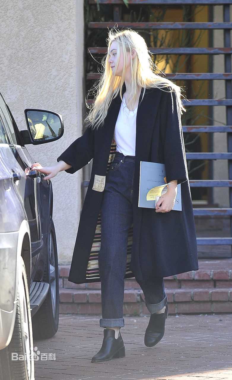 最新艾丽·范宁(Elle Fanning)精彩图册