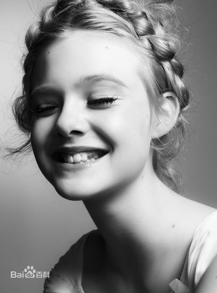 最优质艾丽·范宁(Elle Fanning)精彩图册