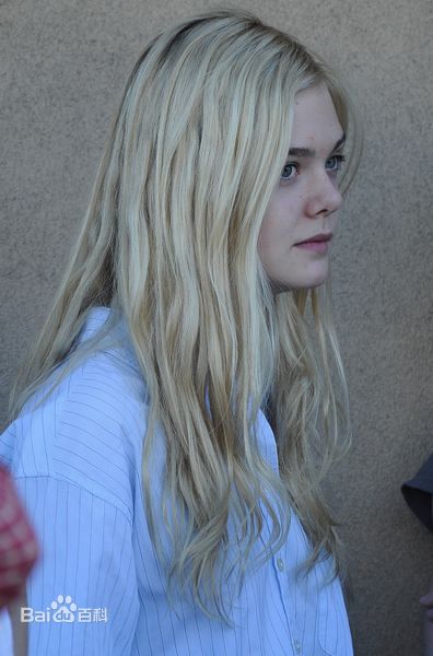 最优质艾丽·范宁(Elle Fanning)精彩图册
