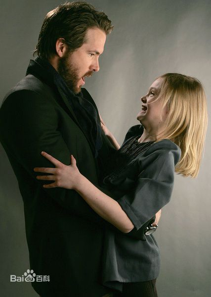 精选艾丽·范宁(Elle Fanning)精彩图册