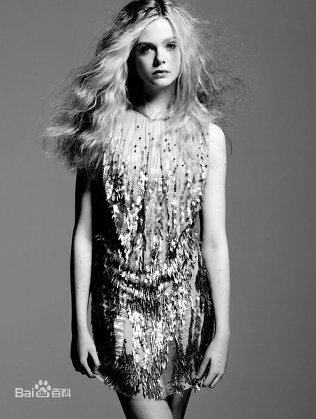 精选艾丽·范宁(Elle Fanning)精彩图册