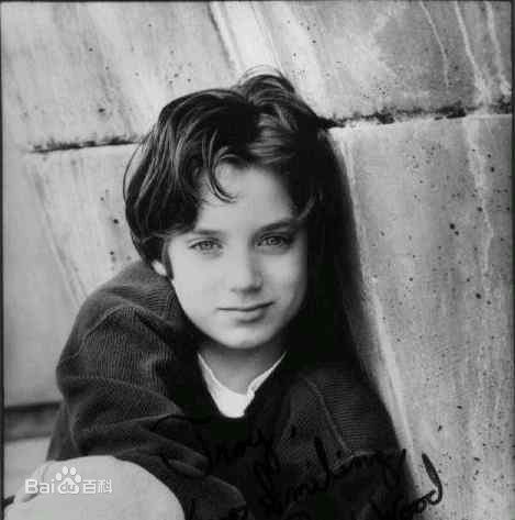 伊利亚·伍德(Elijah Jordan Wood)早期图片壁纸壁纸