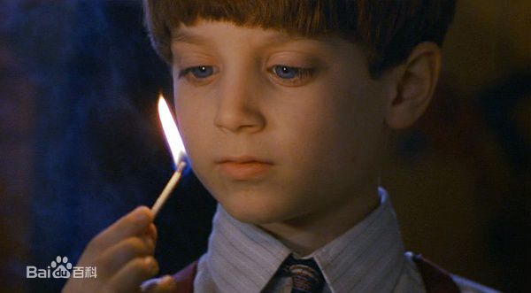 高清伊利亚·伍德(Elijah Jordan Wood)在电影《适者生存》中的图集