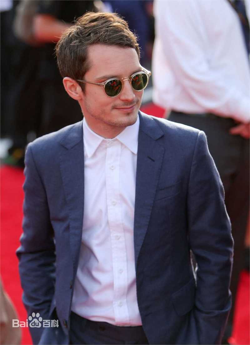 伊利亚·伍德(Elijah Jordan Wood)工作照图片图册