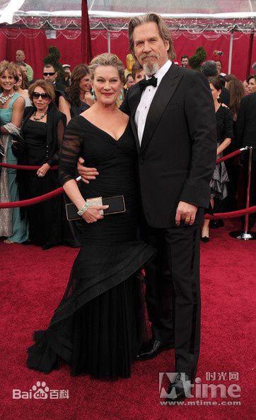 杰夫·布里吉斯(Jeff Bridges)督爷与妻子图片图集