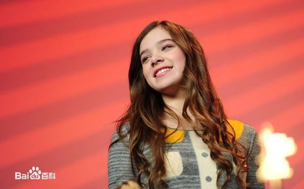 海莉·斯坦菲尔德(Hailee Steinfeld)Hailee素颜照壁纸