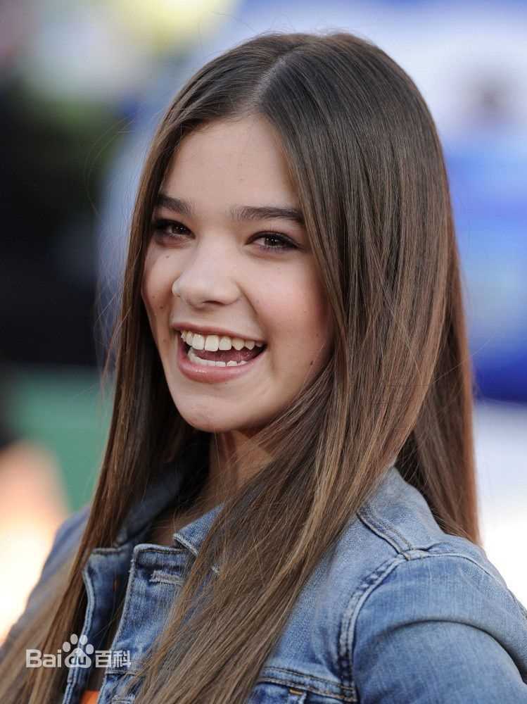 海莉·斯坦菲尔德(Hailee Steinfeld)Hailee素颜照壁纸