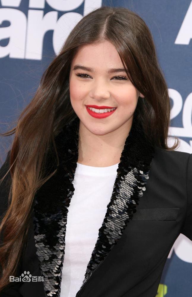 海莉·斯坦菲尔德(Hailee Steinfeld)Hailee素颜照壁纸